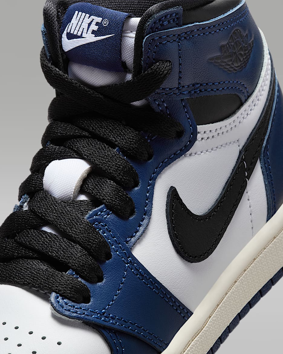 Jordan 1 Retro High OG Midnight Navy Little Kids Shoes. Nike